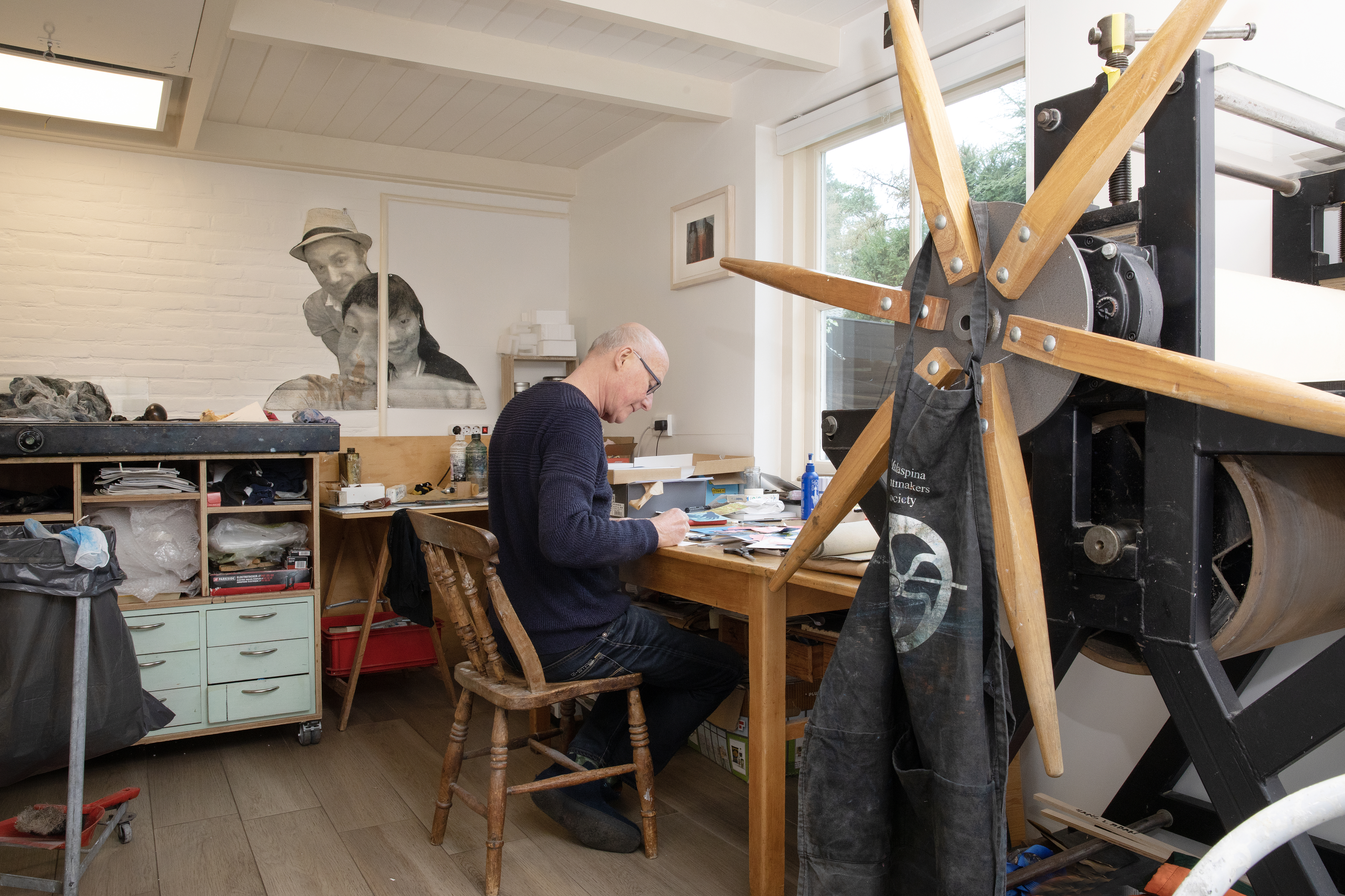 Hans Laban in zijn atelier. Foto: Arthur Martin